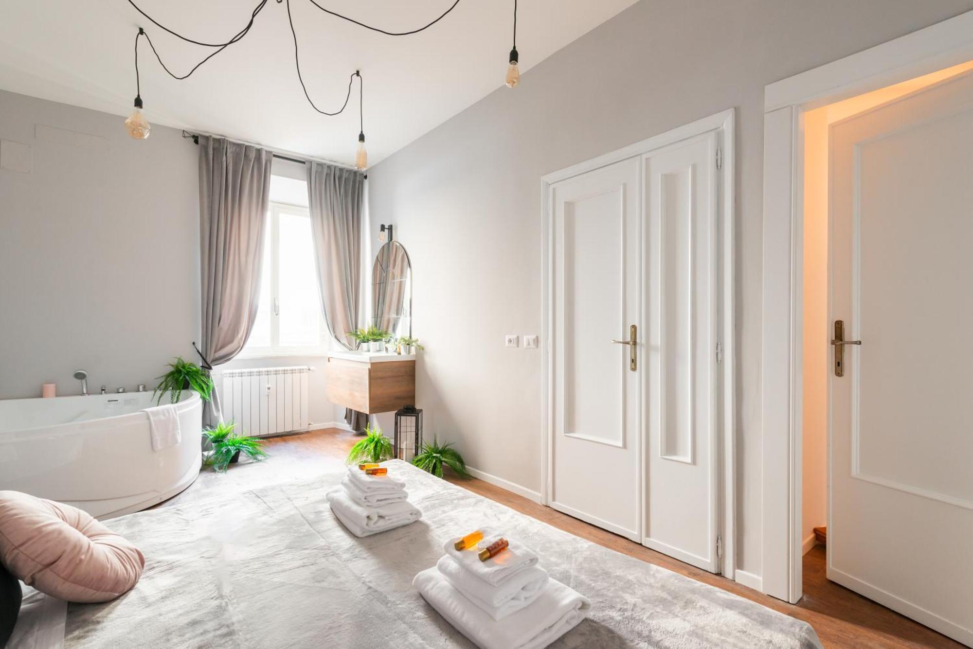 Jacuzzi Termini Apartment Roma Dış mekan fotoğraf