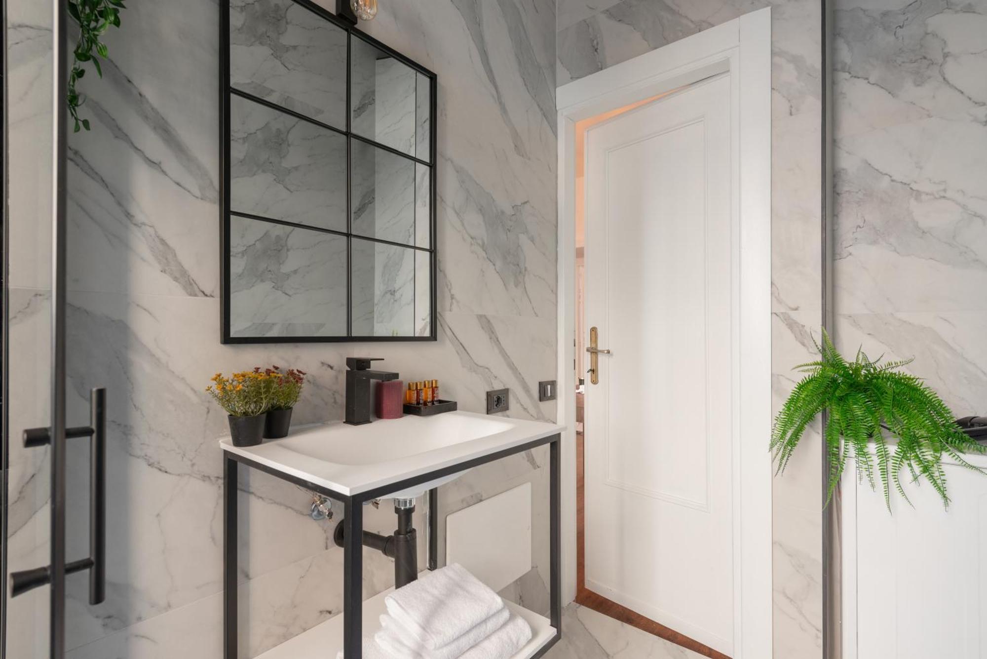 Jacuzzi Termini Apartment Roma Dış mekan fotoğraf